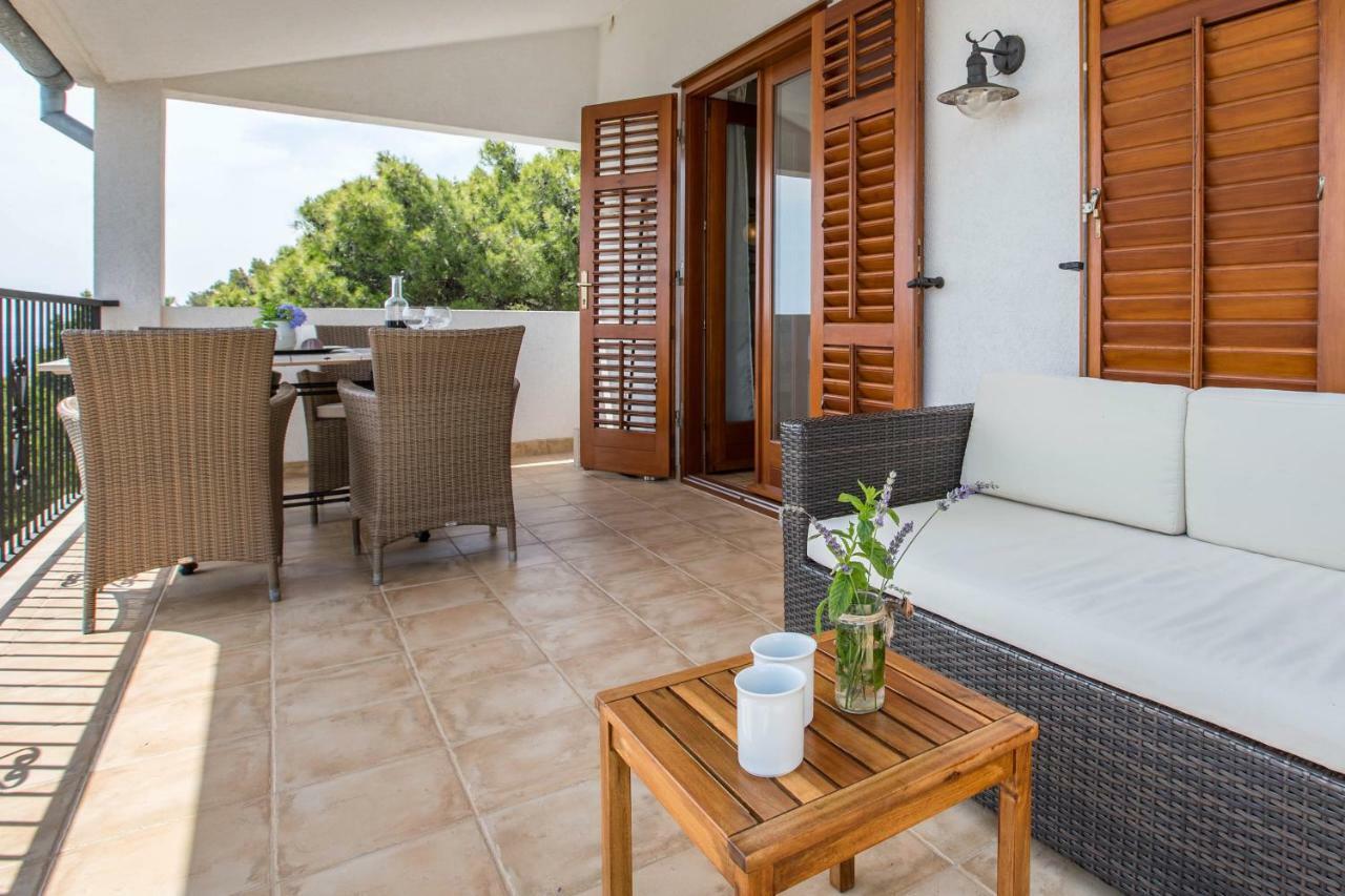 Villa Pod Borom Sveta Nedelja  Dış mekan fotoğraf