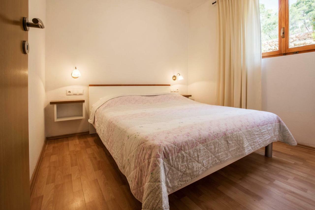 Villa Pod Borom Sveta Nedelja  Dış mekan fotoğraf
