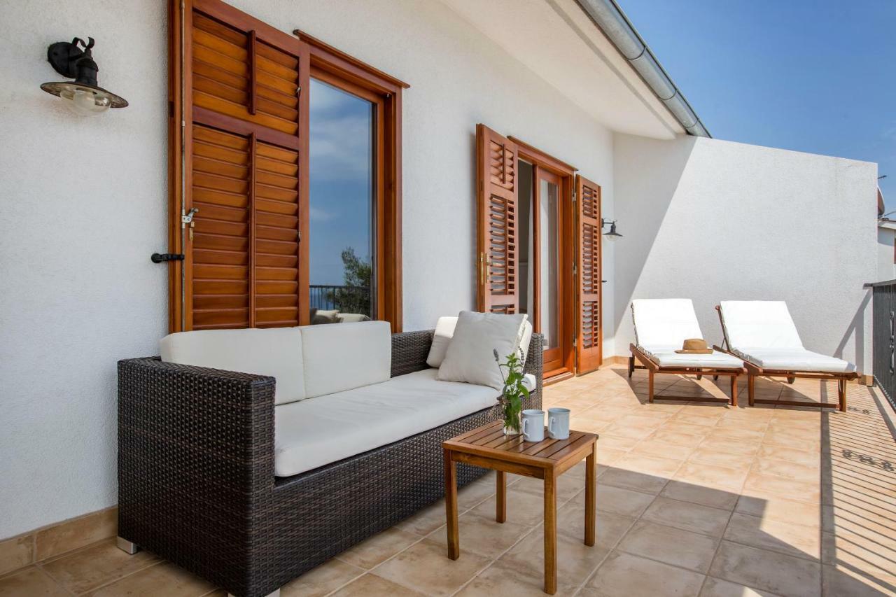 Villa Pod Borom Sveta Nedelja  Dış mekan fotoğraf