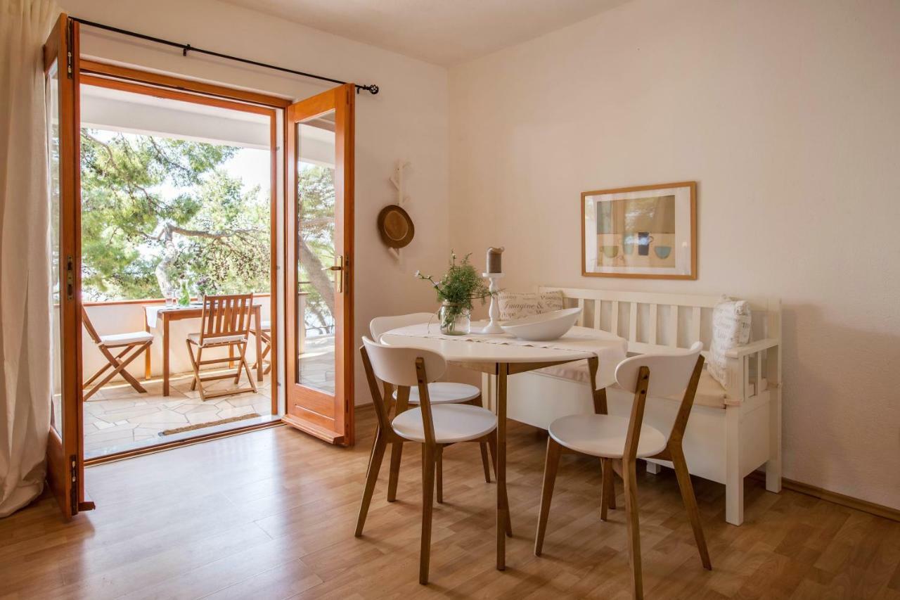 Villa Pod Borom Sveta Nedelja  Dış mekan fotoğraf