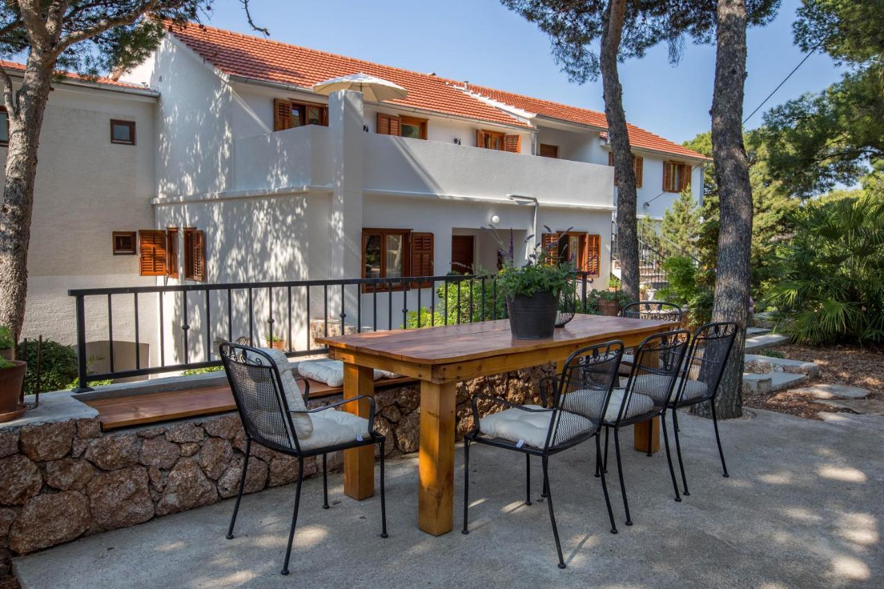 Villa Pod Borom Sveta Nedelja  Dış mekan fotoğraf